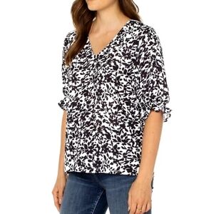 Well Worn Black and White Flutter Sleeve Blouse